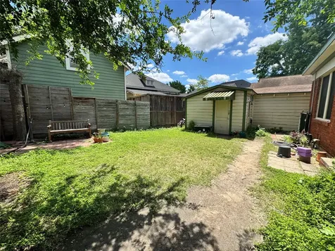 2616 Beauchamp Street Houston TX 77009