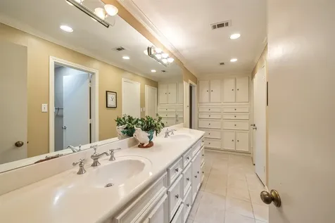 13623 Charwell Crossing Lane Houston TX 77069