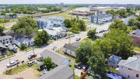 1917 Elysian Street Houston TX 77026