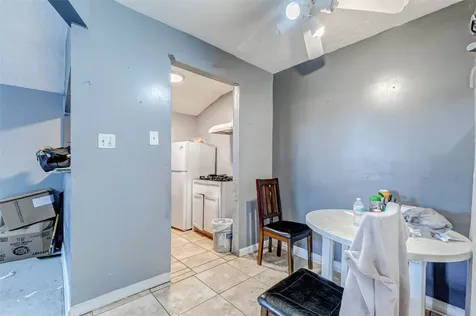 1917 Elysian Street Houston TX 77026