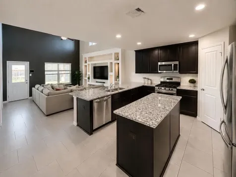 2154 Bravos Manor Lane Fresno TX 77545