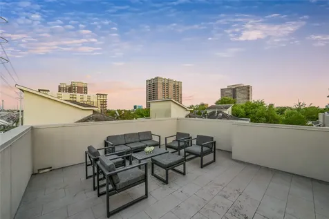 1112 Autrey Street D Houston TX 77006