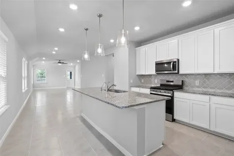 19572 Stripe Hill Bend Montgomery TX 77316