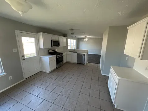 19451 Nasworthy Drive Tomball TX 77375