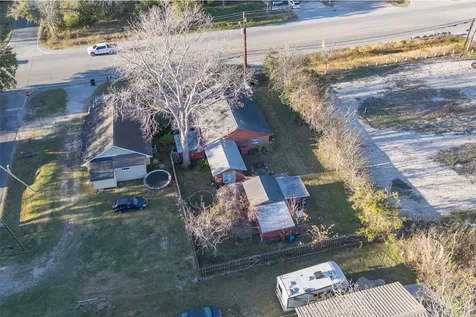 215 Grand Avenue Bacliff TX 77518