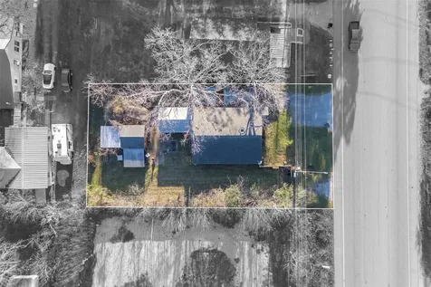 215 Grand Avenue Bacliff TX 77518