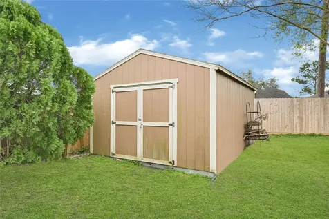 2511 Chancellorsville Court League City TX 77573