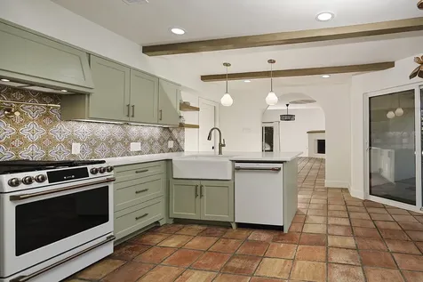 15 Crinkleroot Court The Woodlands TX 77380