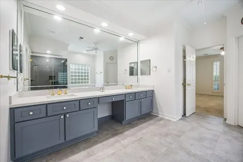 14211 Quiet Bluff Lane Houston TX 77077