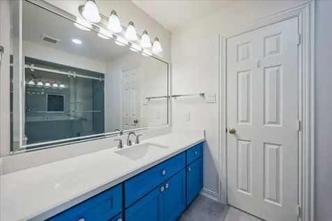 14211 Quiet Bluff Lane Houston TX 77077