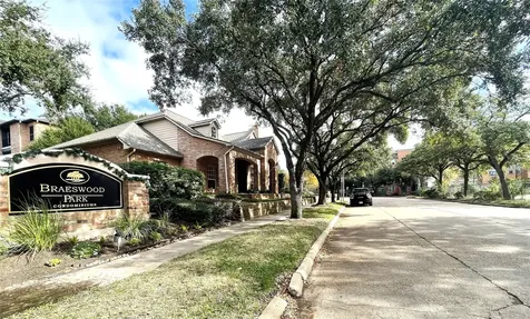 2255 Braeswood Park Drive 232 Houston TX 77030