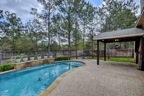 22 Queenscliff Circle The Woodlands TX 77382