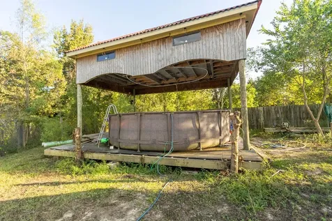 704 County Road 3554 Cleveland TX 77327