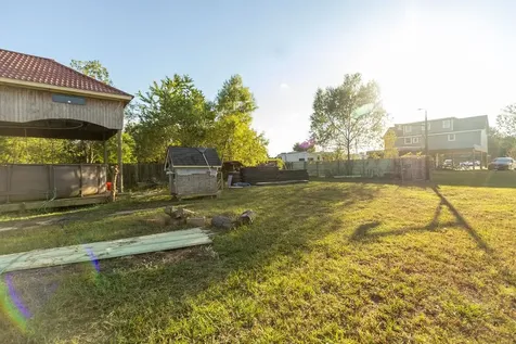 704 County Road 3554 Cleveland TX 77327