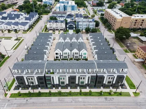 2121 Emancipation Avenue Houston TX 77003