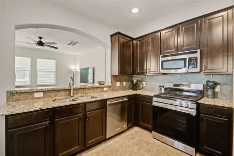 6527 Wilshire Fern Houston TX 77040