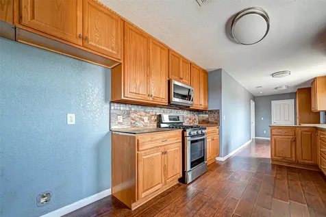 1402 51st Street Galveston TX 77551