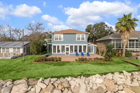 232 Garfield Street La Porte TX 77571