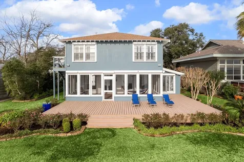 232 Garfield Street La Porte TX 77571