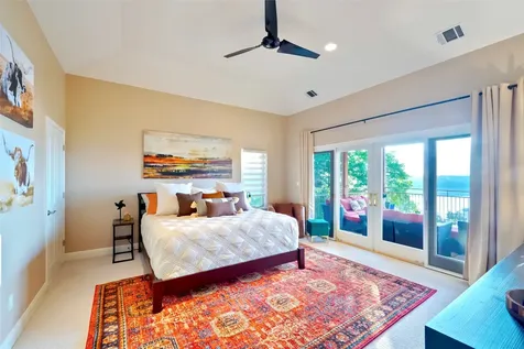 6103 Lakeshore Drive Leander TX 78645