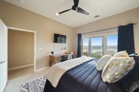 6103 Lakeshore Drive Leander TX 78645