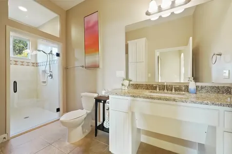6103 Lakeshore Drive Leander TX 78645