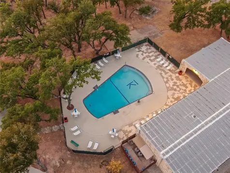 6103 Lakeshore Drive Leander TX 78645