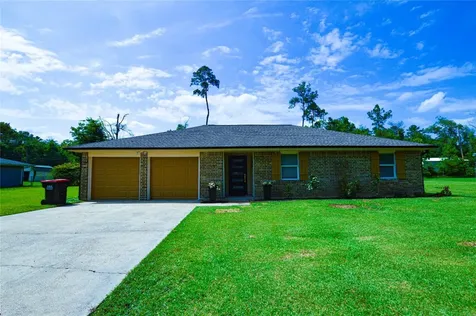 154 Wood Manor Lane Sour Lake TX 77659