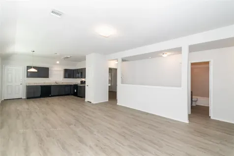 8618 Middleton Oaks Circle Houston TX 77028