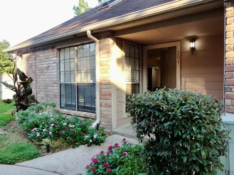 6700 Richardson Road 204 Houston TX 77069