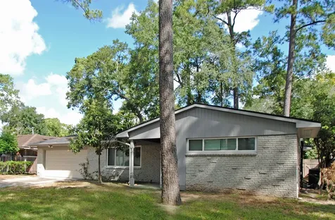10034 Cedardale Drive Houston TX 77055