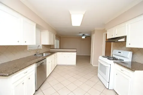 10034 Cedardale Drive Houston TX 77055