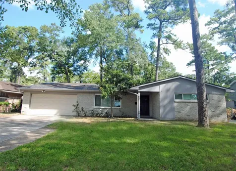 10034 Cedardale Drive Houston TX 77055