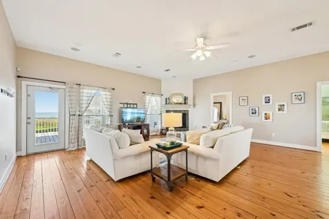 4017 Biscayne Beach Road Port Bolivar TX 77650