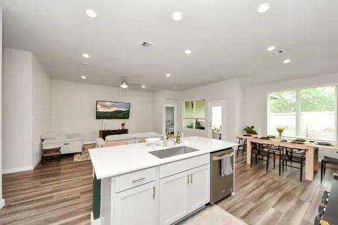 14136 Lake Lodge Drive Conroe TX 77384