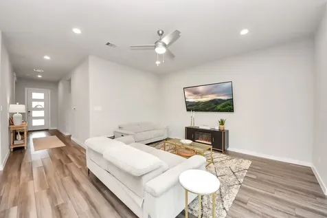 14136 Lake Lodge Drive Conroe TX 77384