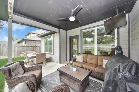 14136 Lake Lodge Drive Conroe TX 77384
