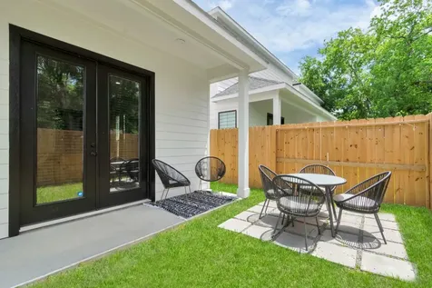 5308 Denmark Street Houston TX 77028