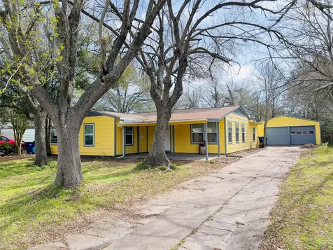 1013 17th Avenue N Texas City TX 77590
