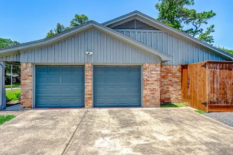 1202 Shadeland Drive Houston TX 77043