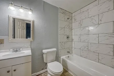 10613 Buffum Street Houston TX 77051