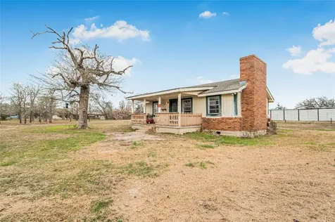 107 Leaning Oaks Street Somerville TX 77879