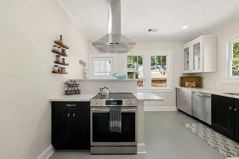 4928 Avenue R Galveston TX 77551