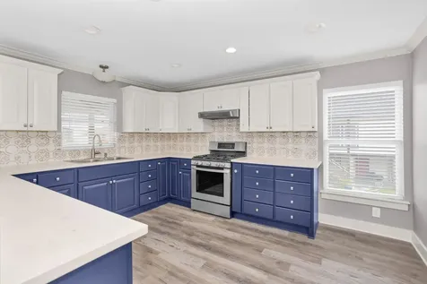336 Ling Street Bayou Vista TX 77563