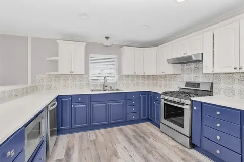 336 Ling Street Bayou Vista TX 77563