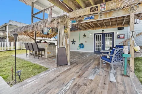 336 Ling Street Bayou Vista TX 77563