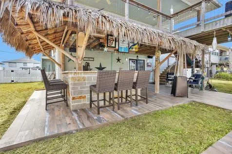 336 Ling Street Bayou Vista TX 77563
