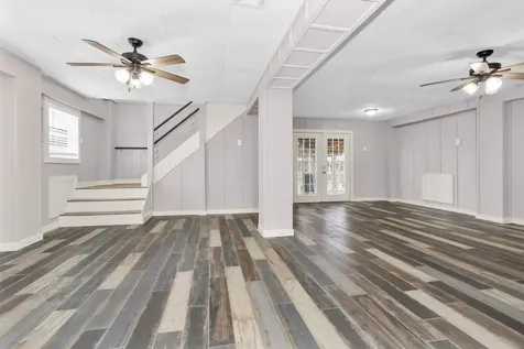 336 Ling Street Bayou Vista TX 77563