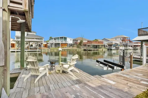 336 Ling Street Bayou Vista TX 77563