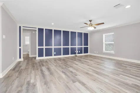 336 Ling Street Bayou Vista TX 77563